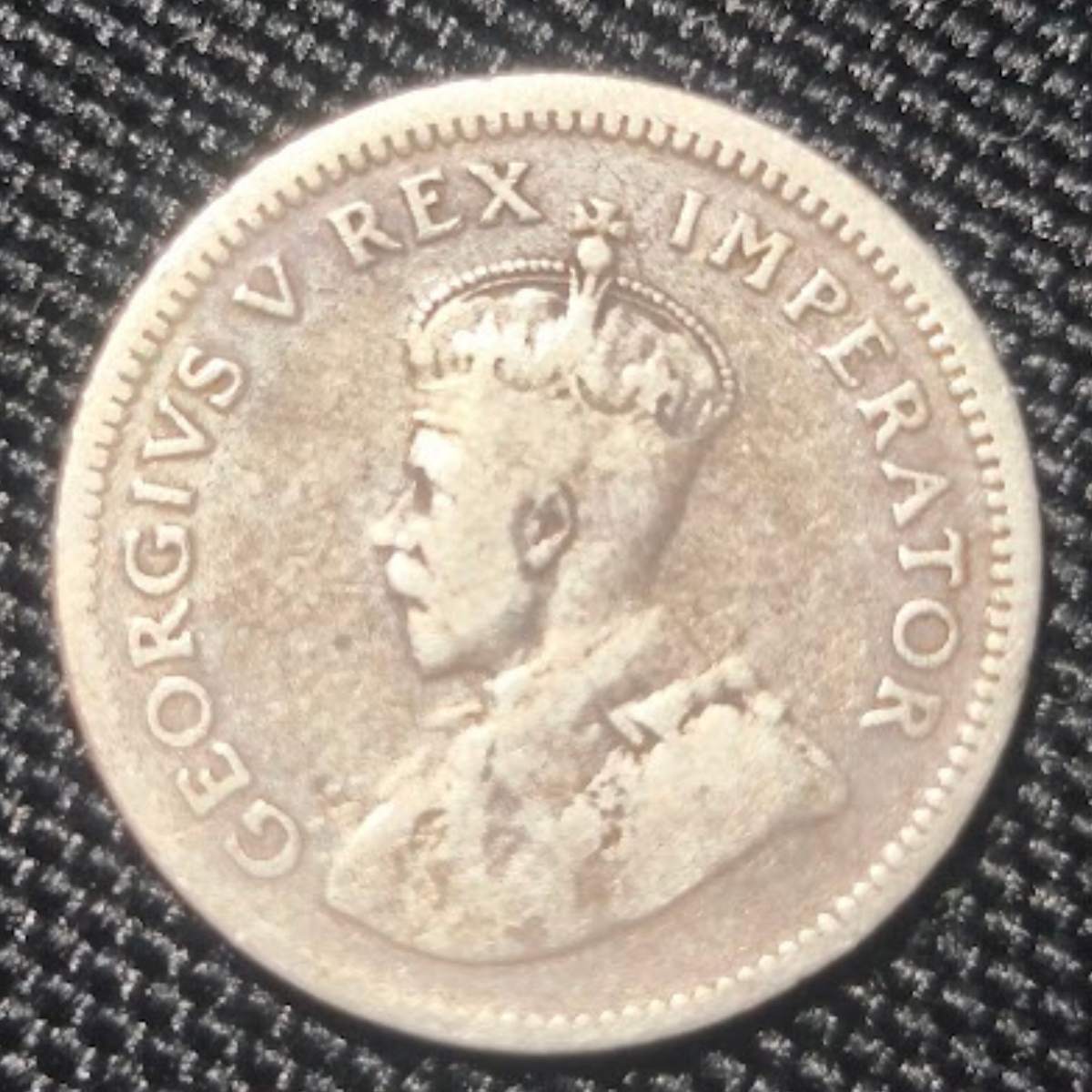 1932 South Africa Sixpence – George V – Sterling Silver (.925) Front