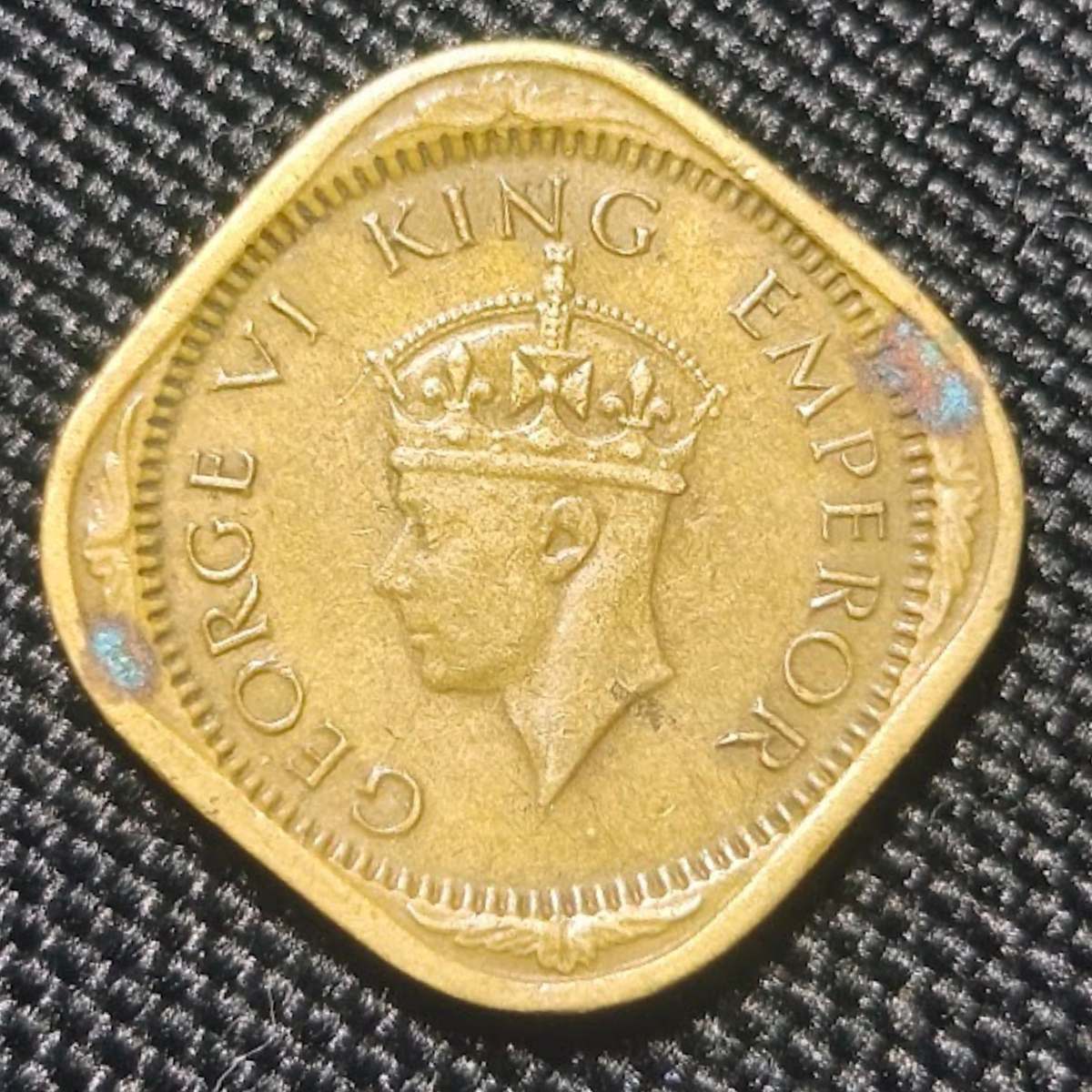 1943 India ½ Anna – George VI – Scalloped Bronze Obverse