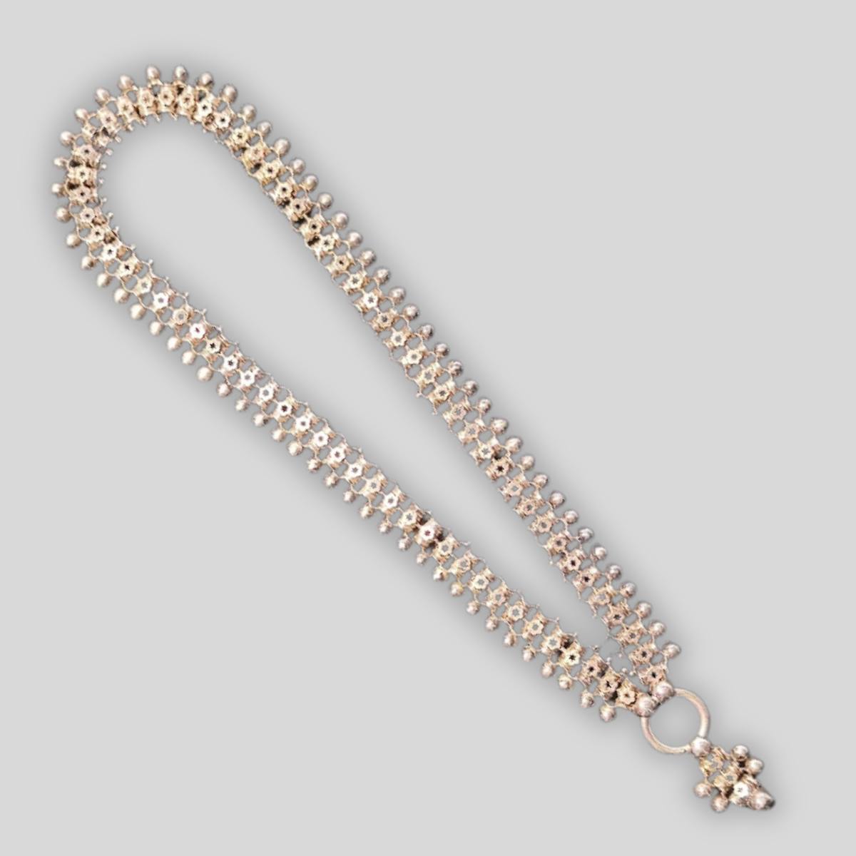 Antique Indian Silver Choker Necklace – Star-Pierced Barrel Links – 44.22g – Late 1800s / Early 1900s - Image 2