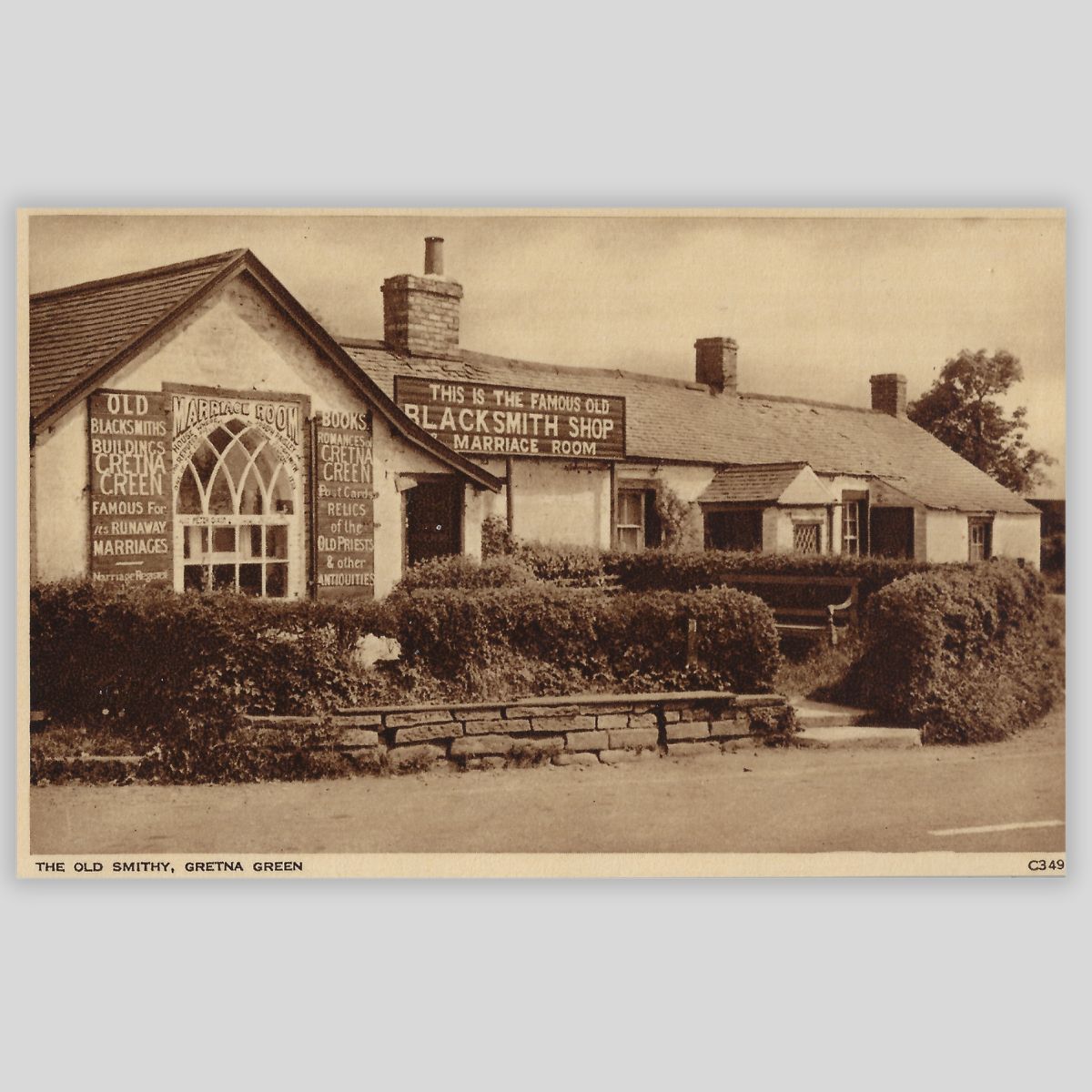 The Old Smithy, Gretna Green (c.1930s Real Photo Postcard | C349) Front