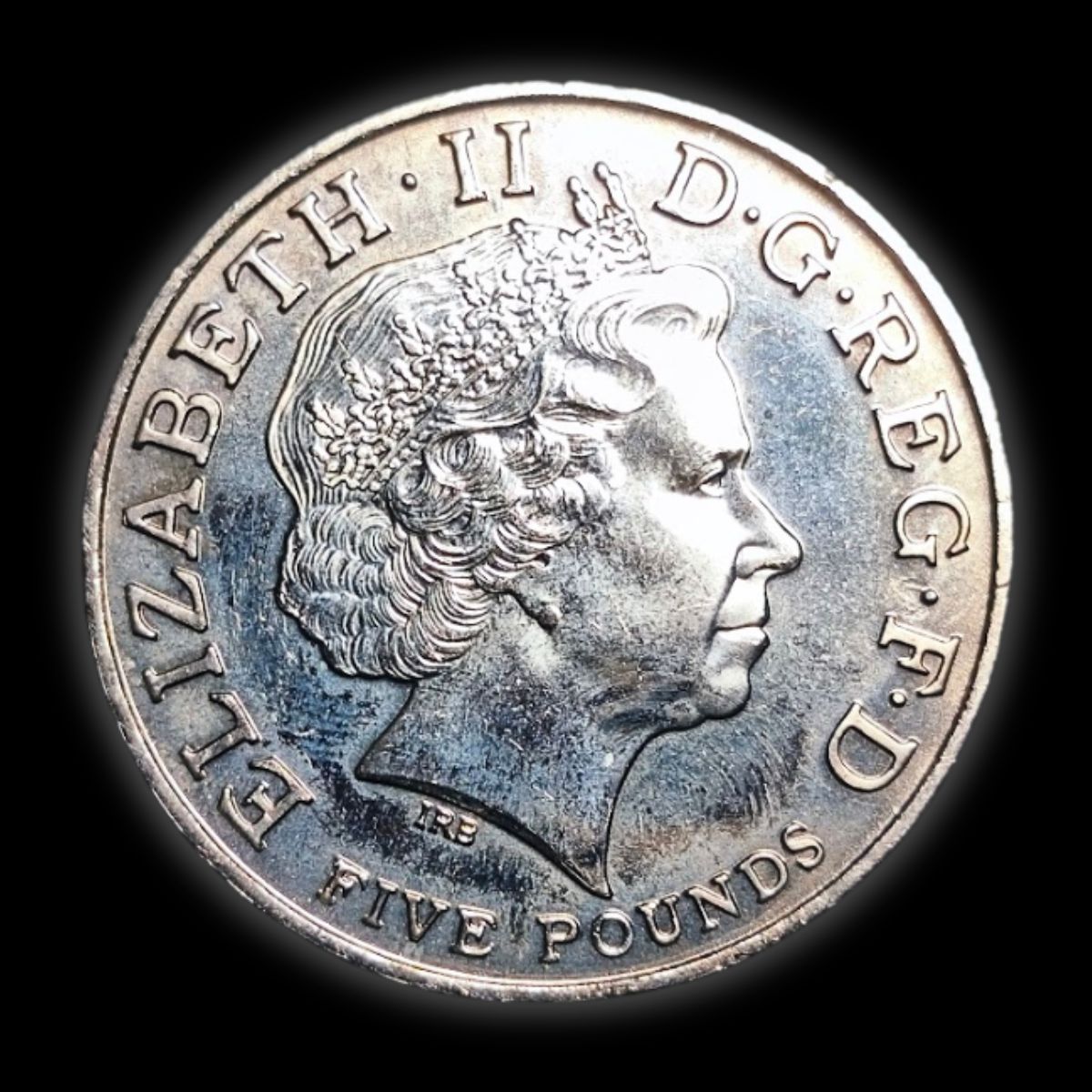 2002 Queen Elizabeth The Queen Mother Memorial £5 Coin Obverse
